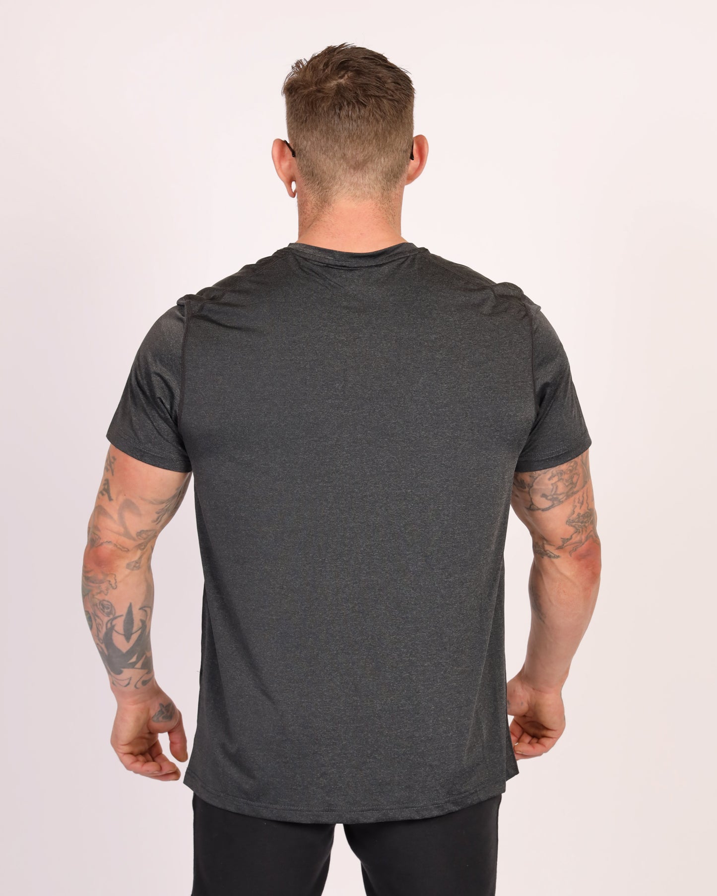 No Plateau Focus Tee | Lightweight & Quick-Dry (Dark Grey)