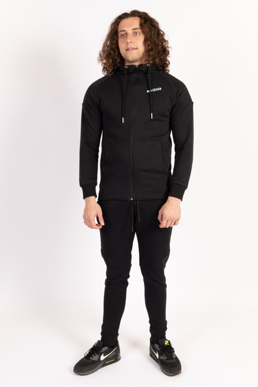 No Plateau Apex Tracksuit – Slim Fit | Versatile Activewear for Performance and Comfort