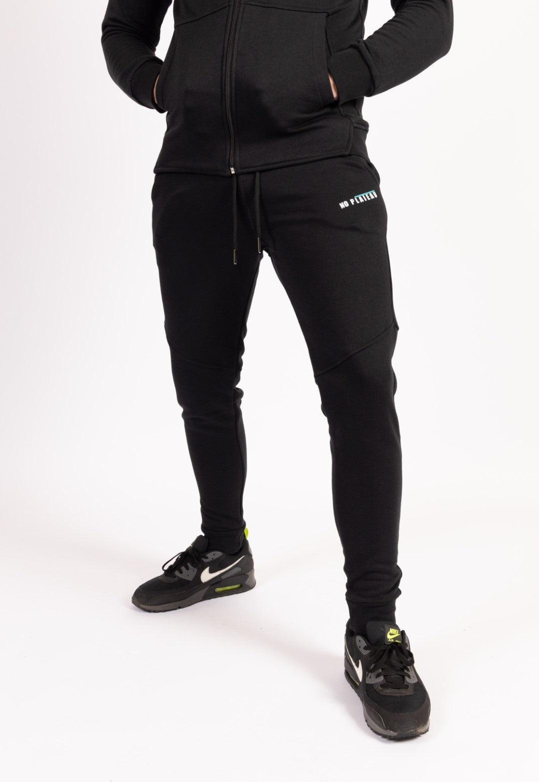 No Plateau Apex Tracksuit – Slim Fit | Versatile Activewear for Performance and Comfort