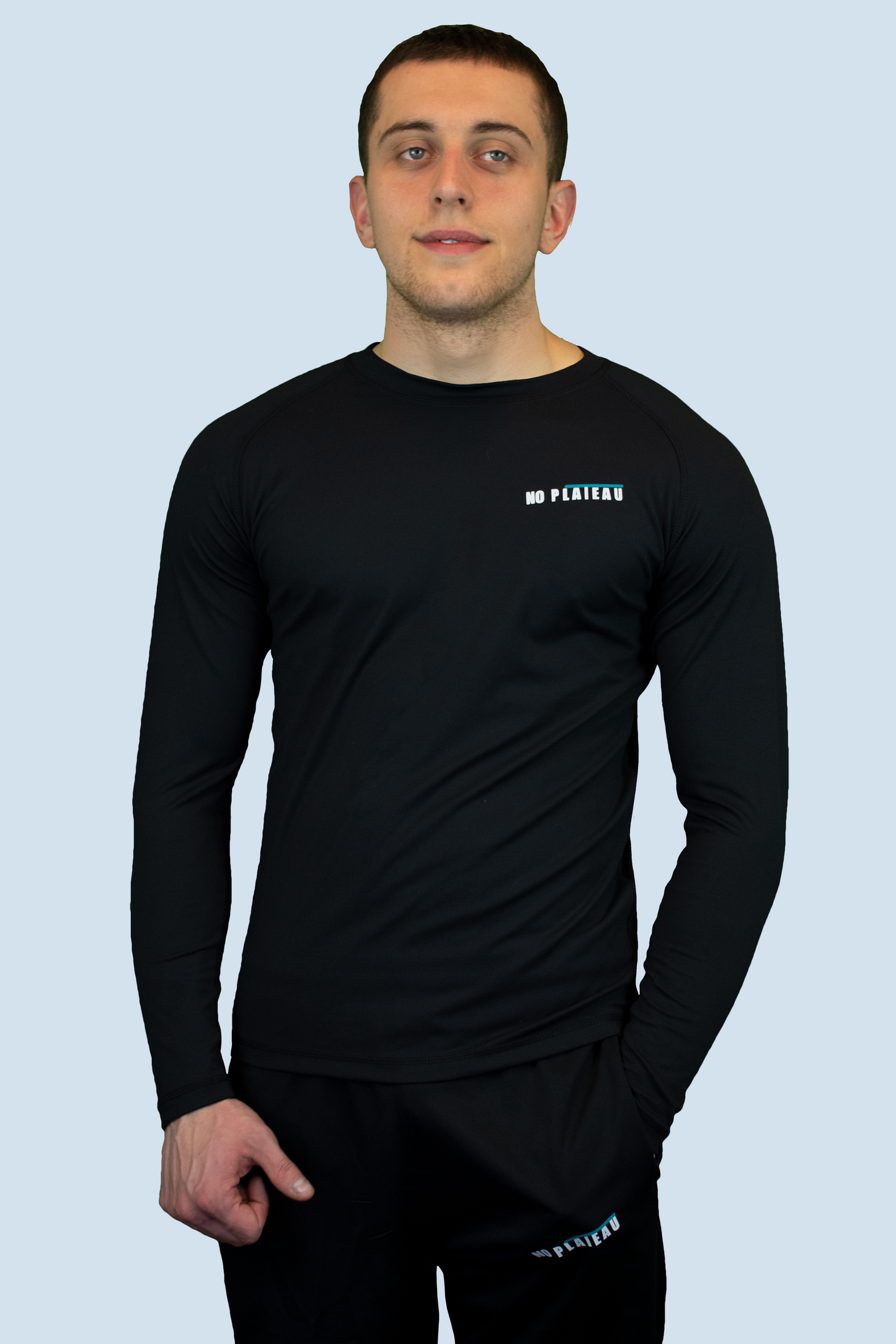 No Plateau Compression Wear Top – Black | Moisture-Wicking & Eco-Friendly