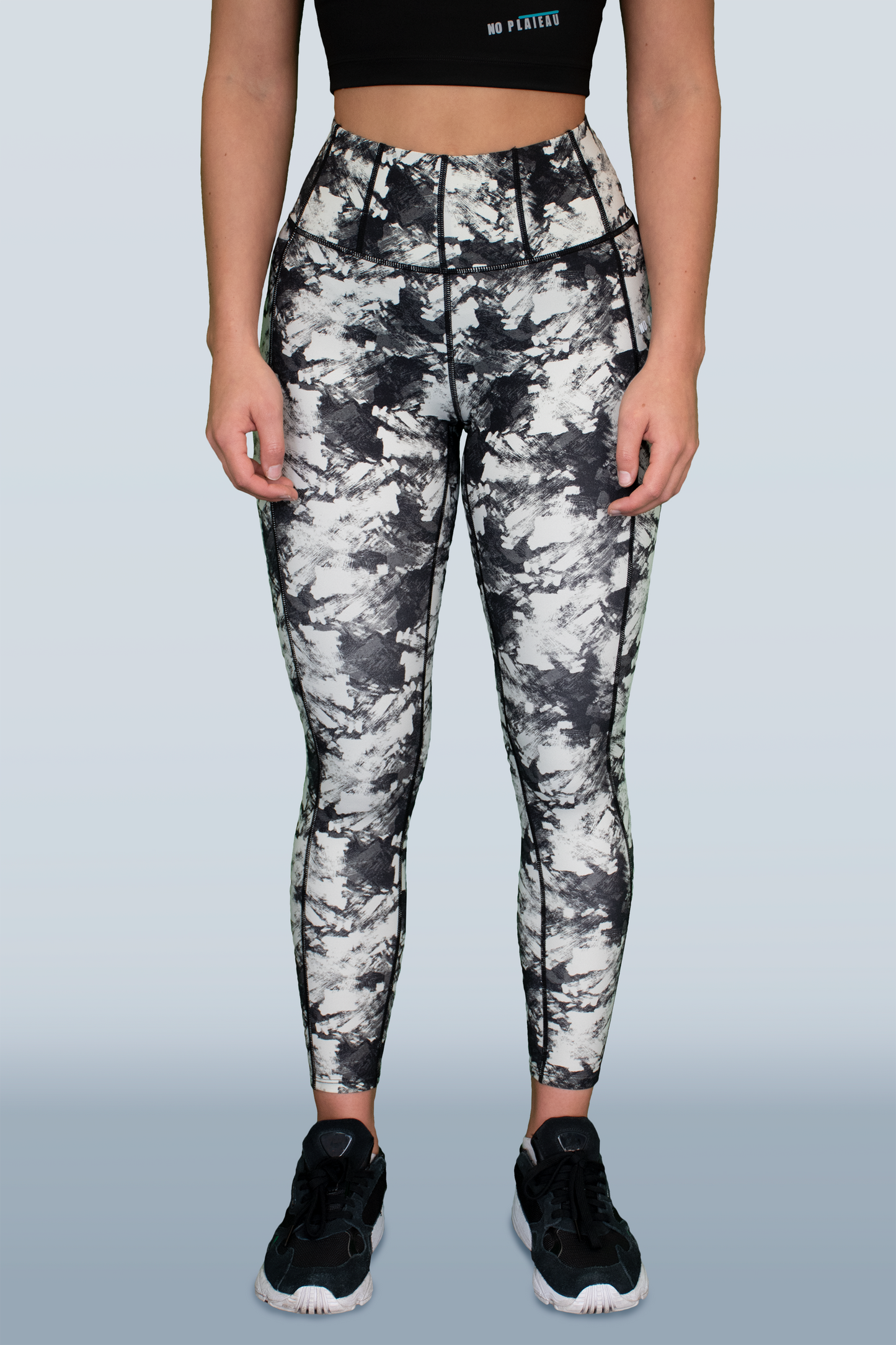 No Plateau Abstract Leggings – High-Waisted, Squat-Proof, and Breathable