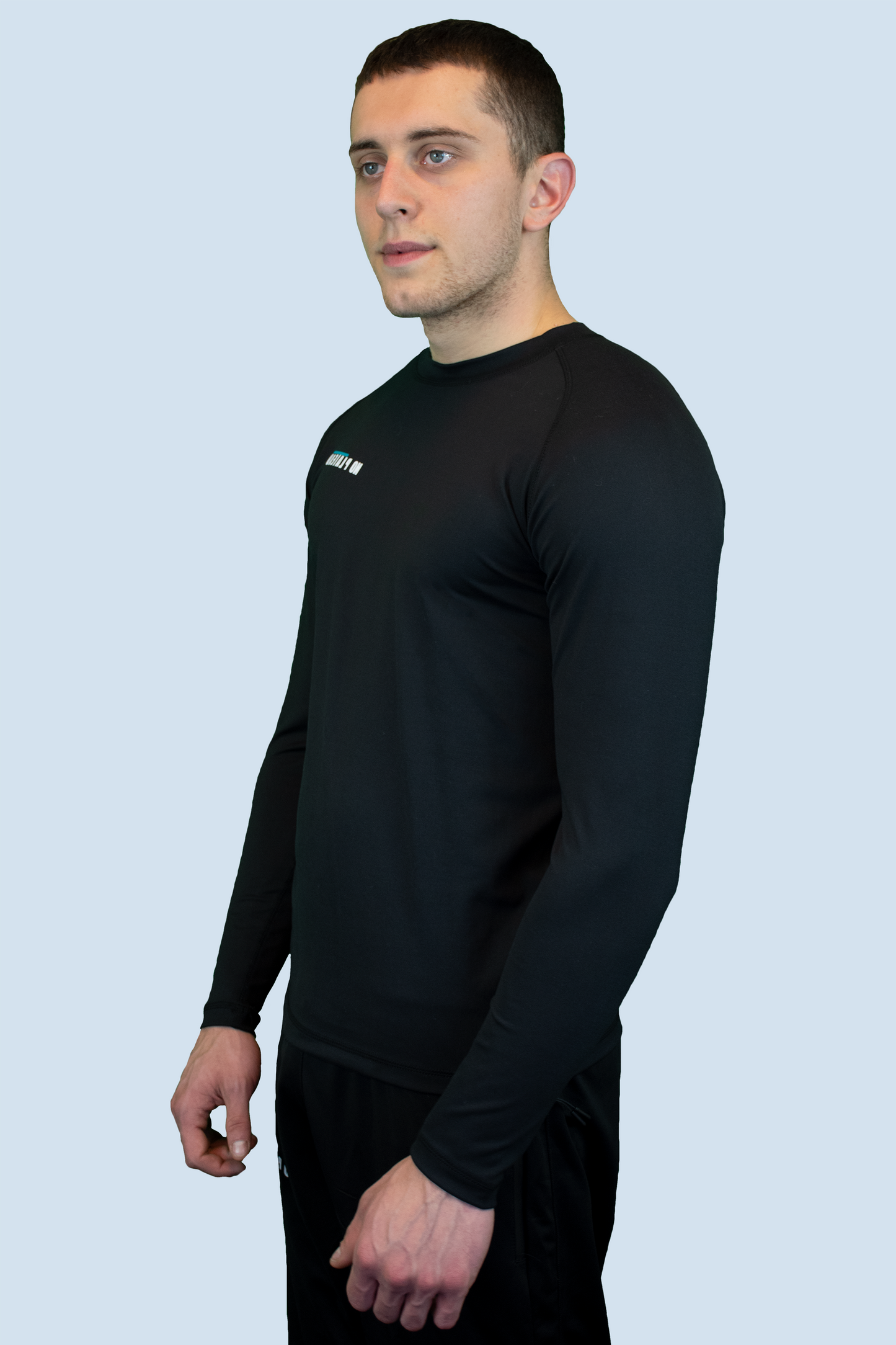 No Plateau Compression Wear Top – Black | Moisture-Wicking & Eco-Friendly